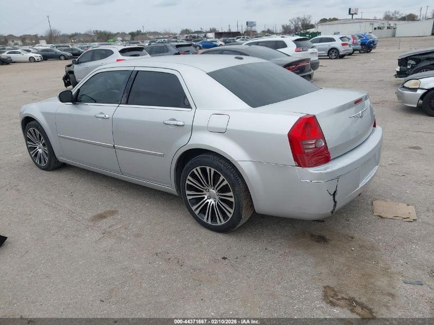 2010 Chrysler 300 Touring/Signature Series/Executive Series VIN: 2C3CA5CV4AH327971 Lot: 44371667