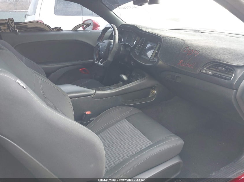 2018 Dodge Challenger Sxt