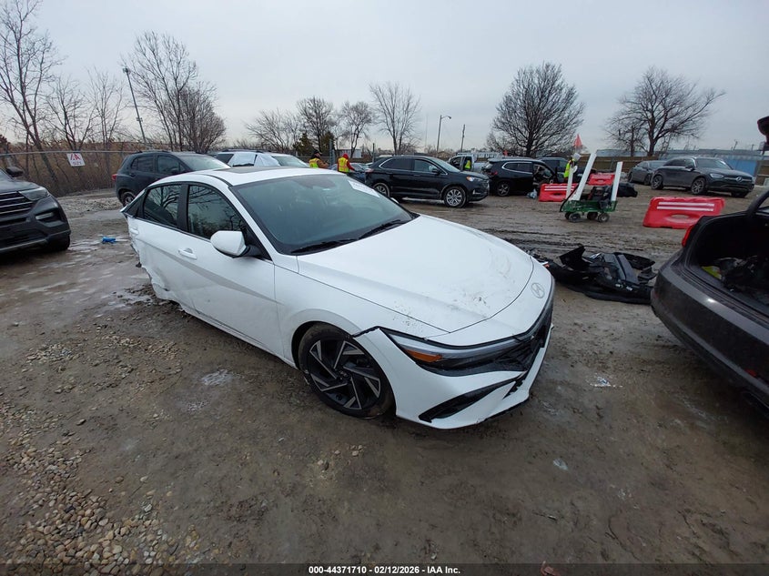 2024 Hyundai Elantra Sel