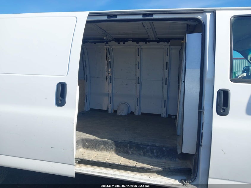 2021 Chevrolet Express Cargo Rwd 2500 Extended Wheelbase Wt VIN: 1GCWGBF10M1205531 Lot: 44371736