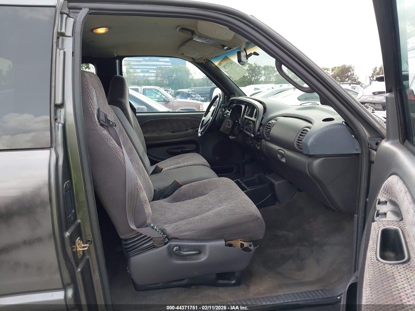 2001 Dodge Ram 1500 St