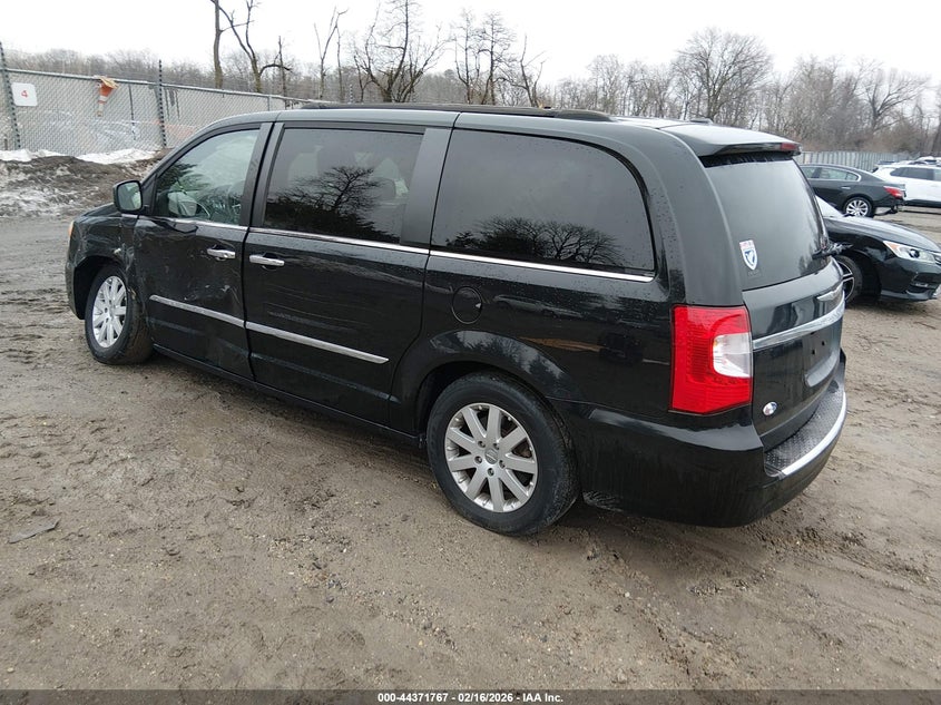 2015 Chrysler Town & Country Touring