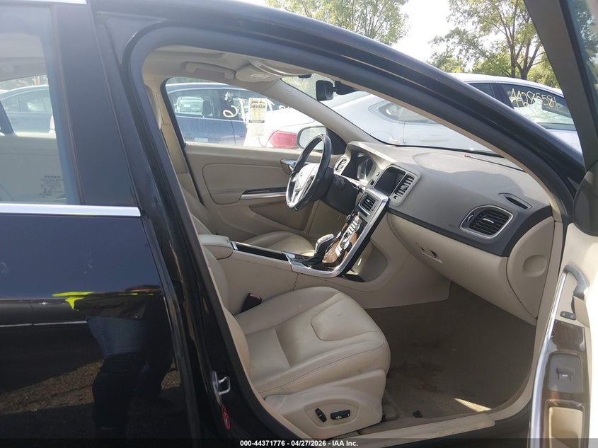 2015 Volvo S60 T5 Premier