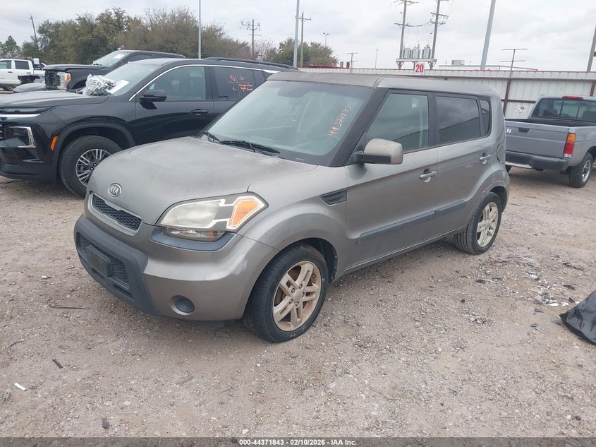 2011 Kia Soul +