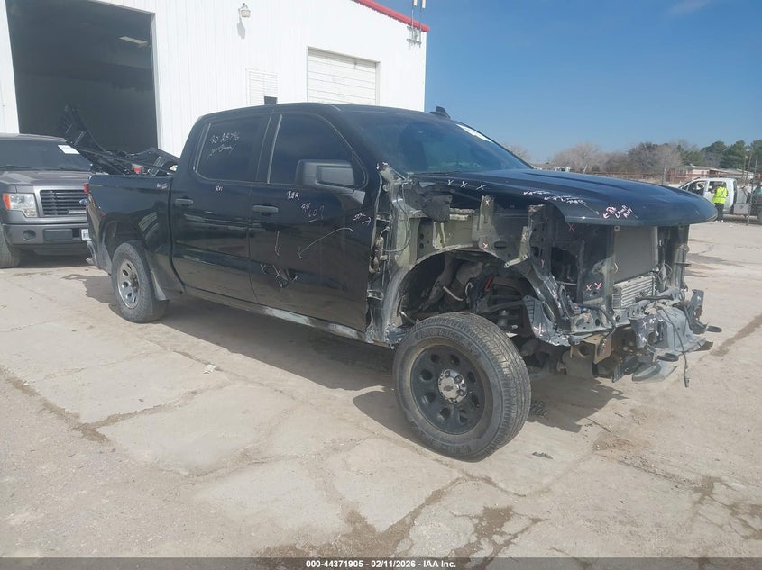2023 Chevrolet Silverado 1500 2Wd Short Bed Custom