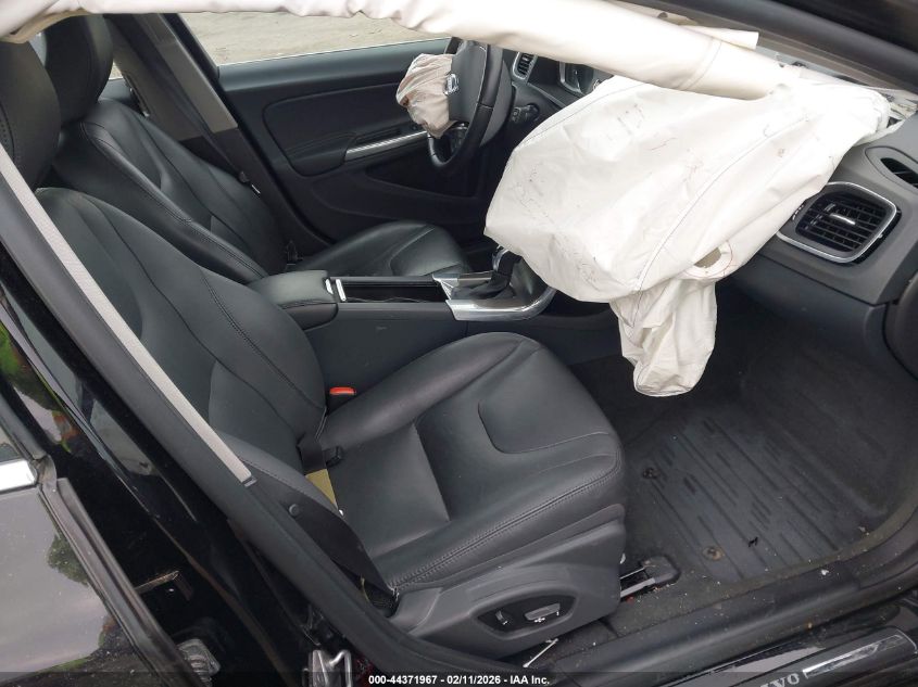 2016 Volvo V60 T5 Drive-E Premier