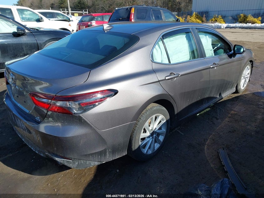 2024 Toyota Camry Le