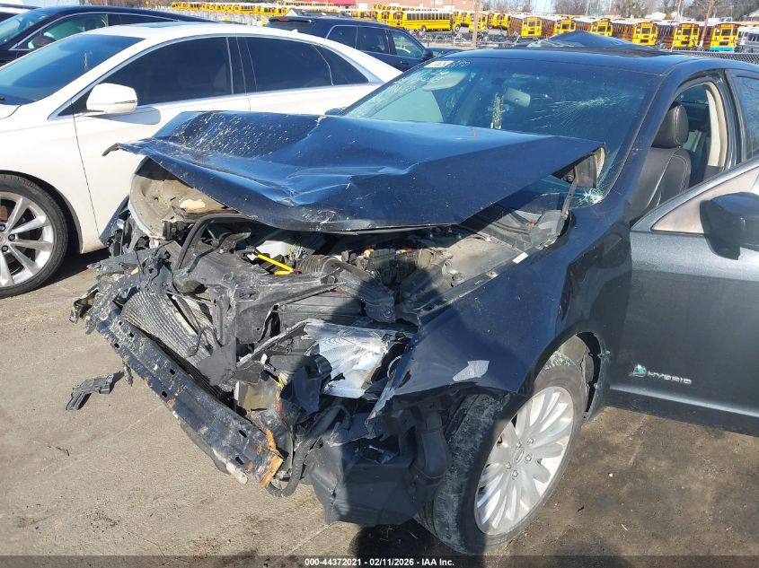 2010 Ford Fusion Hybrid VIN: 3FADP0L36AR388555 Lot: 44372021