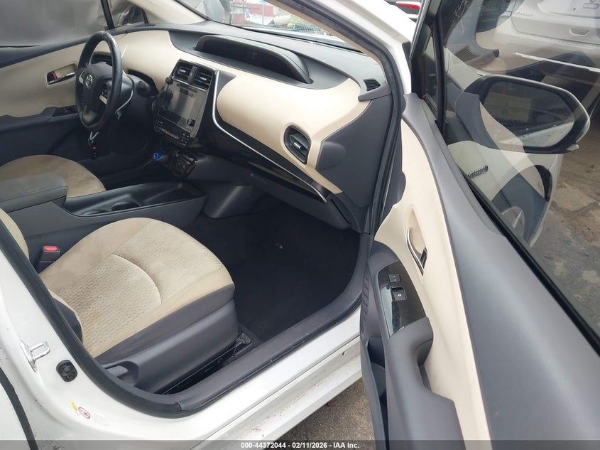 2016 Toyota Prius Two