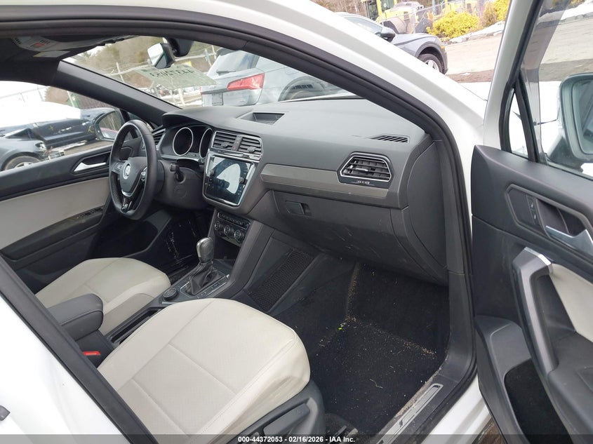 2021 Volkswagen Tiguan 2.0T Se/2.0T Se R-Line Black/2.0T Sel