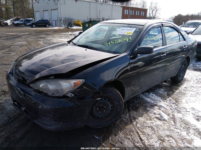 2004 Toyota Camry Le