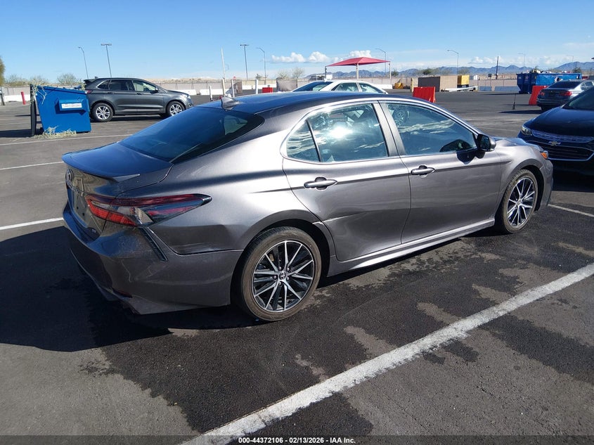 2022 Toyota Camry Se