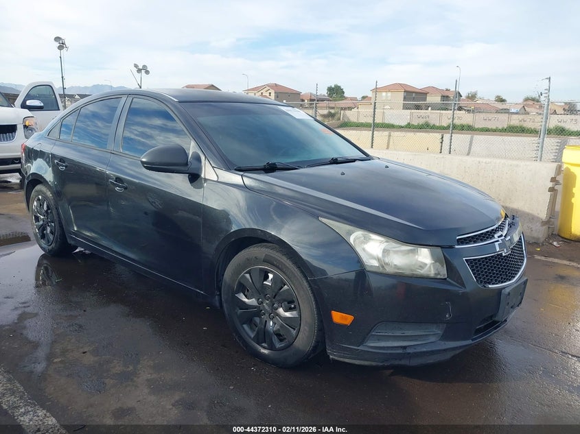 2013 Chevrolet Cruze Ls Auto