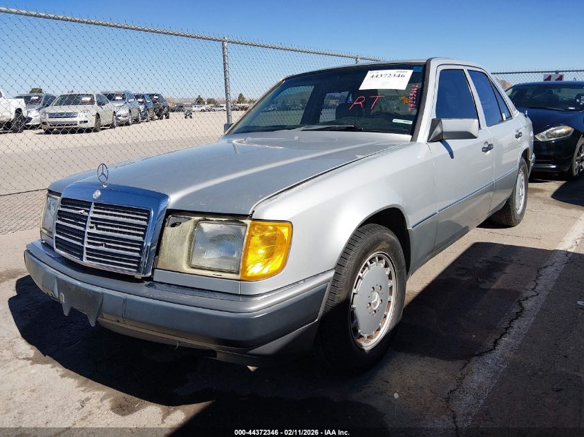 1990 Mercedes-Benz 300 E 2.6
