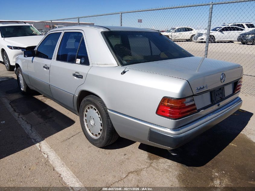 1990 Mercedes-Benz 300 E 2.6
