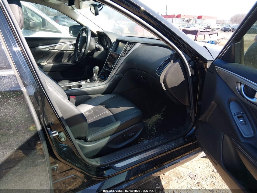 2017 Infiniti Q50 2.0T Base