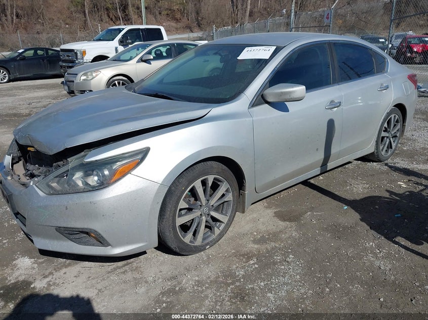 2017 Nissan Altima 2.5 Sr 1N4AL3AP7HC134013 photo 1