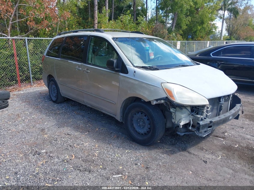 2004 Toyota Sienna Le