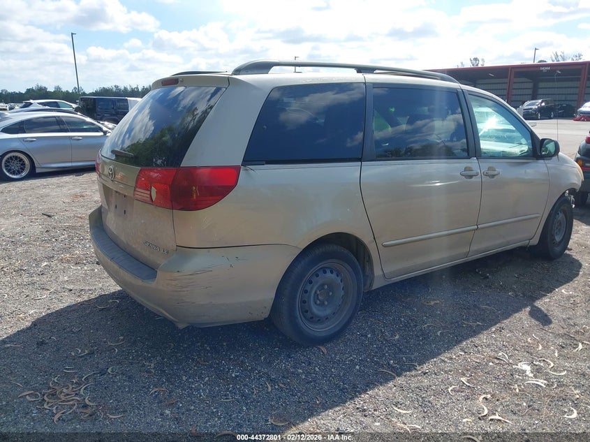 2004 Toyota Sienna Le