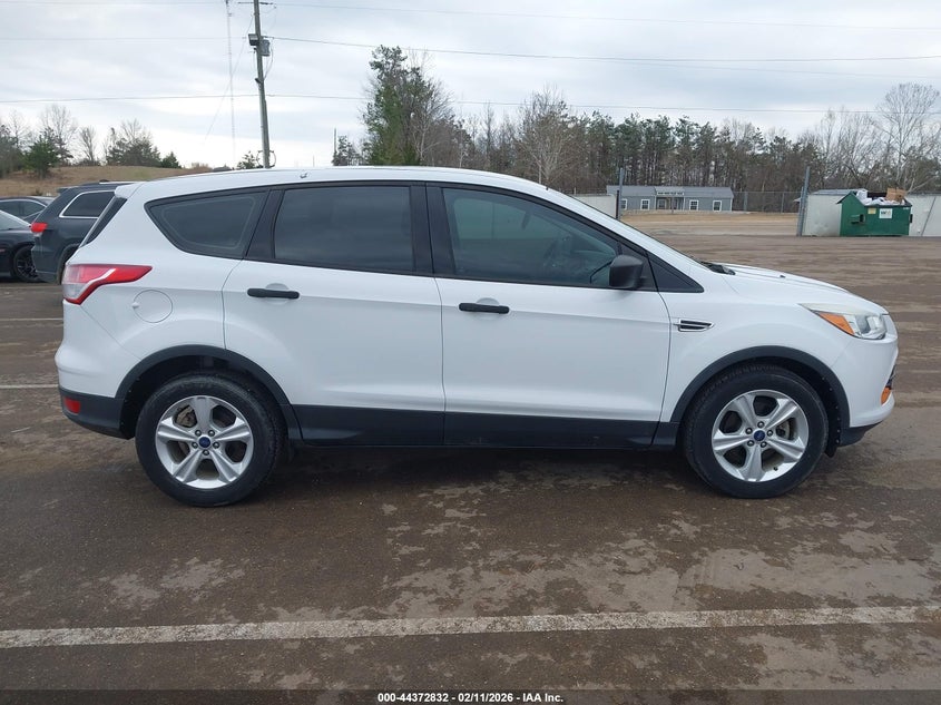 2016 Ford Escape S VIN: 1FMCU0F72GUB66492 Lot: 44372832