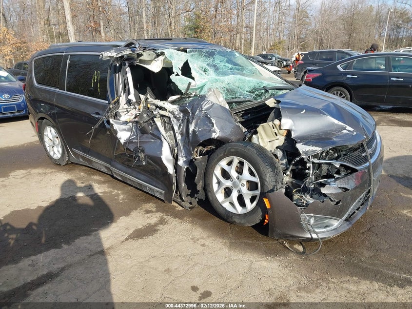 2018 Chrysler Pacifica Touring L