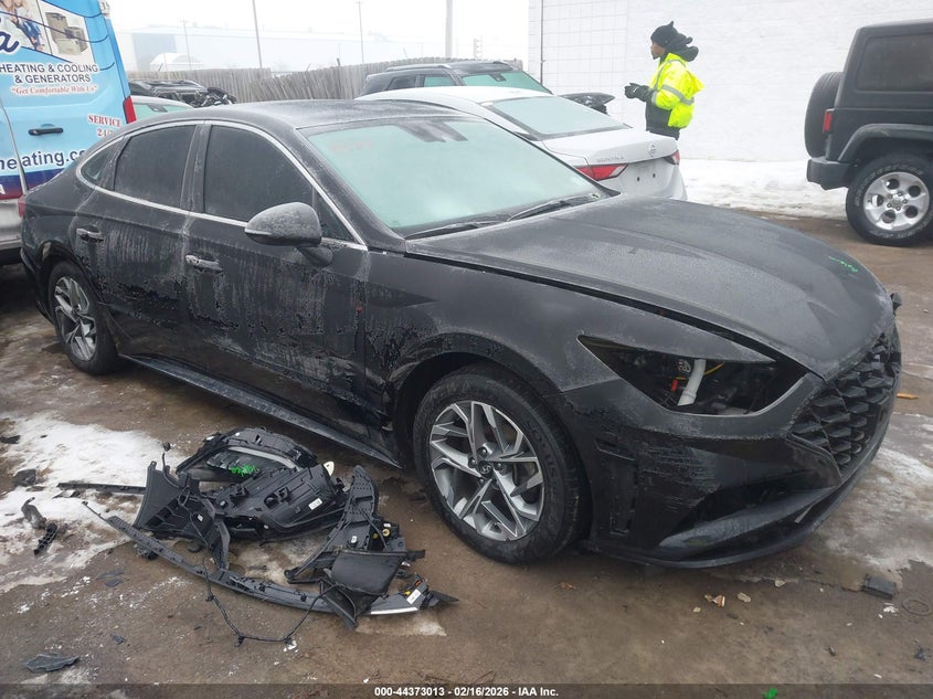 2022 HYUNDAI SONATA SEL