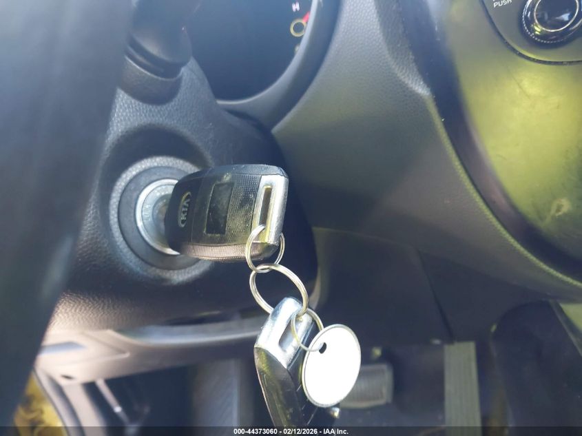 2014 Kia Soul + VIN: KNDJP3A53E7006806 Lot: 44373060