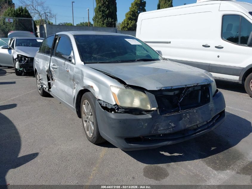 2005 Toyota Avalon Xls