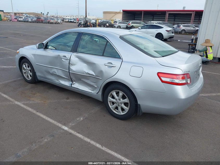 2011 Toyota Camry Le