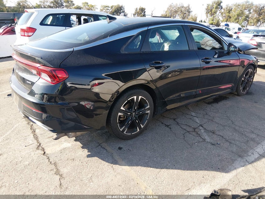 Vin: 5xxg64j24ng085077, lot: 44869630, kia k5 gt-line 20224