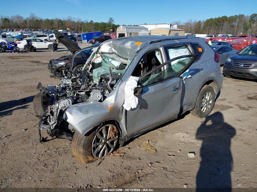 2020 Nissan Rogue Sv Fwd