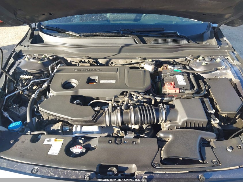 VIN 1HGCV2F91JA031867 2018 HONDA ACCORD TOURING 2.0T