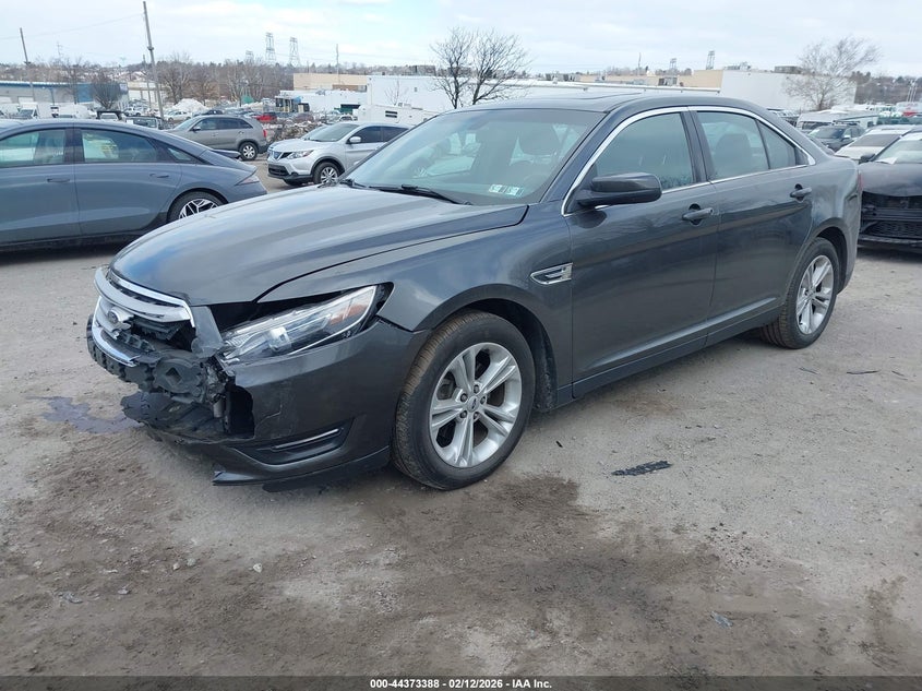 2016 Ford Taurus Sel