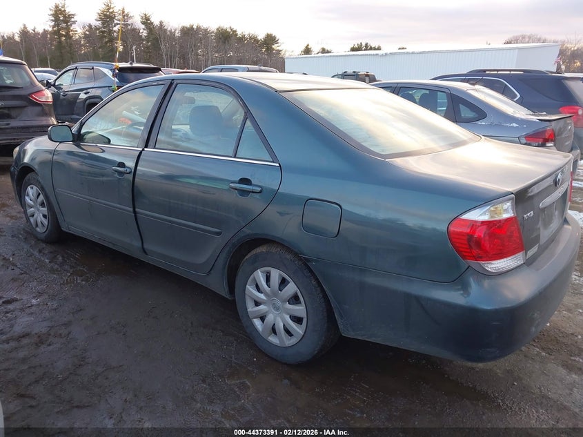 2005 Toyota Camry Le