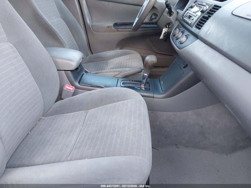 2005 Toyota Camry Le