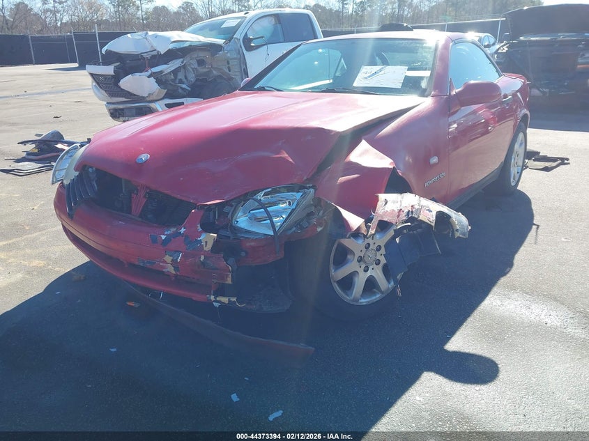 1998 Mercedes-Benz Slk 230 VIN: WDBKK47F1WF006740 Lot: 44373394