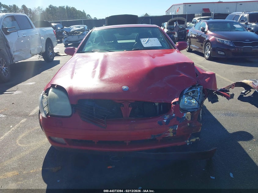 1998 Mercedes-Benz Slk 230 VIN: WDBKK47F1WF006740 Lot: 44373394