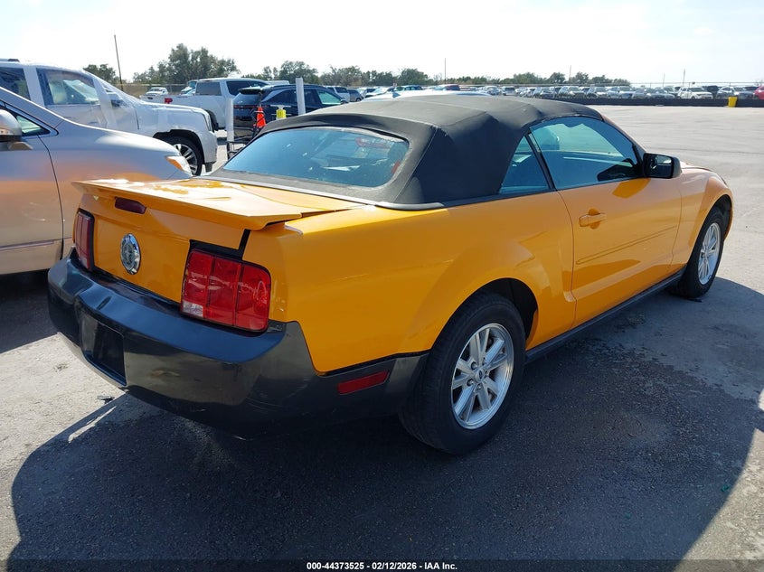 2007 Ford Mustang V6 Deluxe/V6 Premium