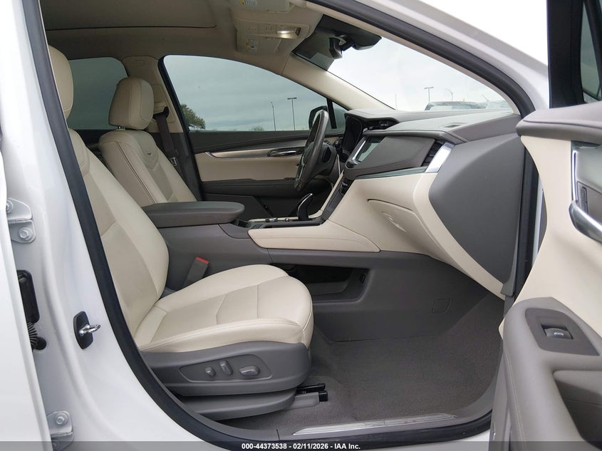 2022 Cadillac Xt5 Fwd Premium Luxury