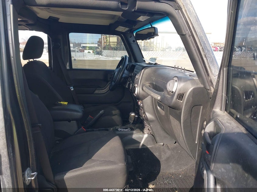2017 JEEP WRANGLER UNLIMITED auction photo 5