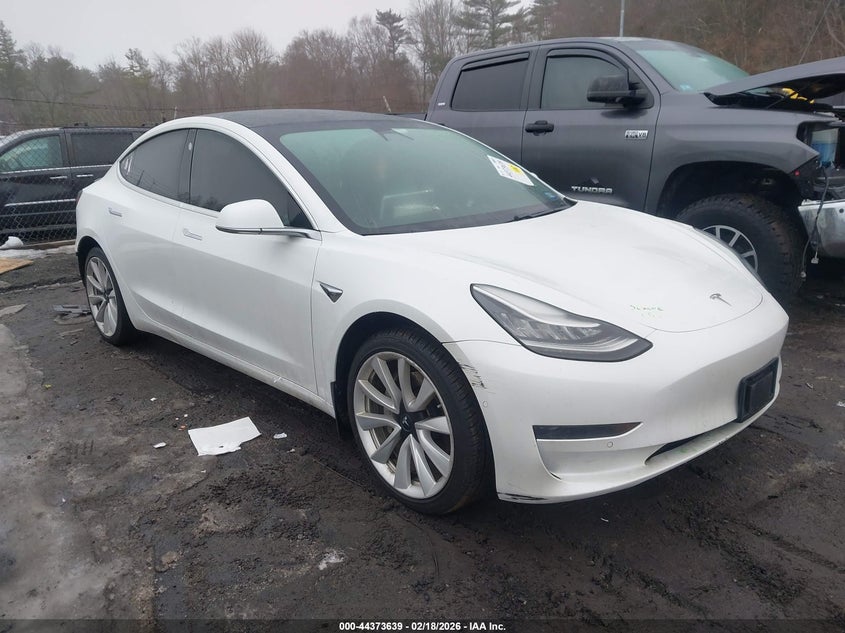 2020 Tesla Model 3 Standard Range Plus Rear-Wheel Drive/Standard Range Rear-Wheel Drive