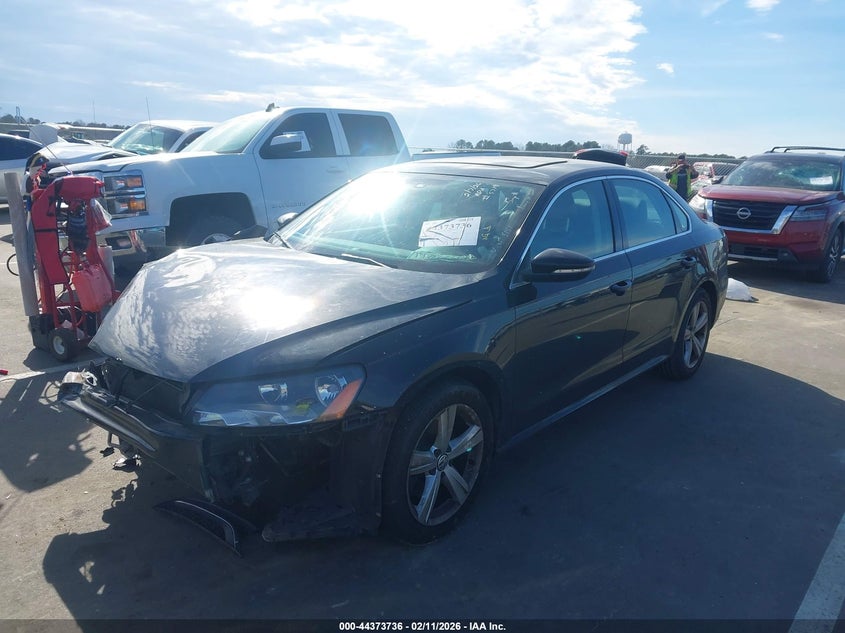2012 Volkswagen Passat 2.5L Se