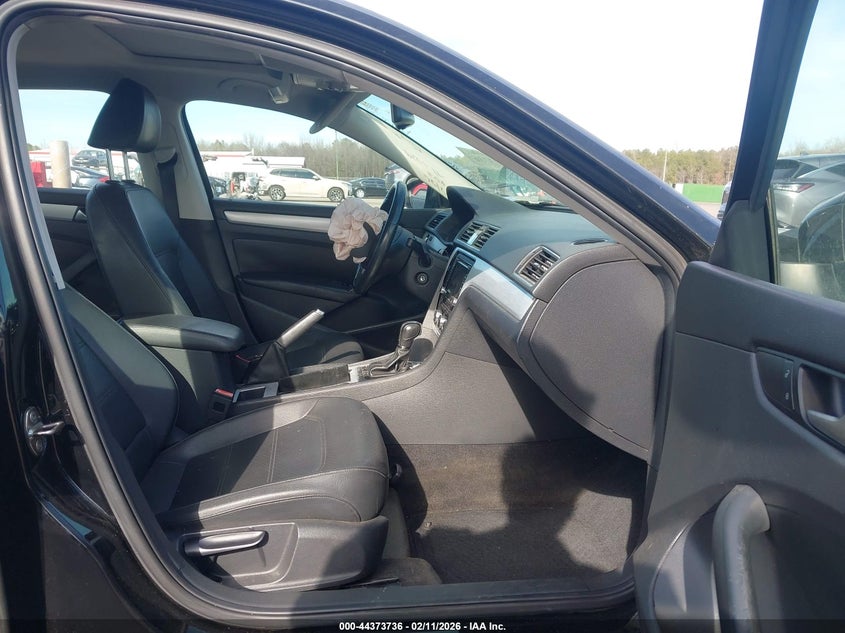 2012 Volkswagen Passat 2.5L Se