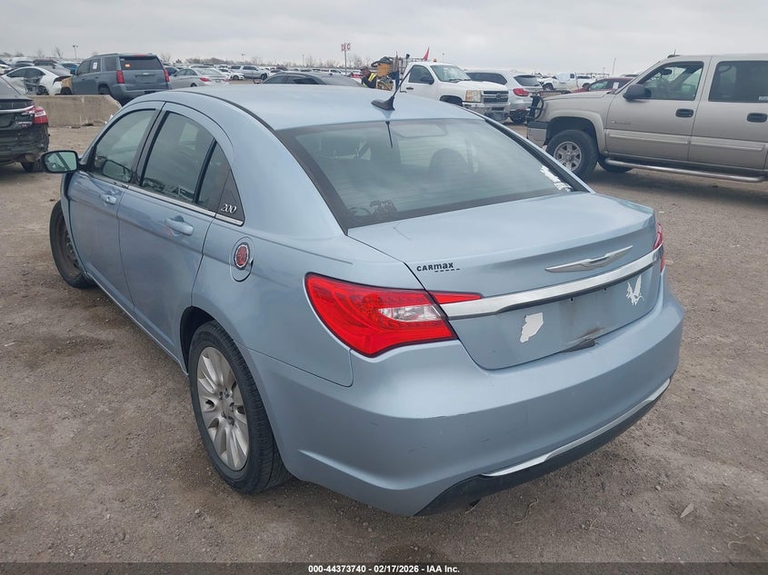 Vin: 1c3ccbag6dn738281, lot: 44870227, chrysler 200 lx 20133
