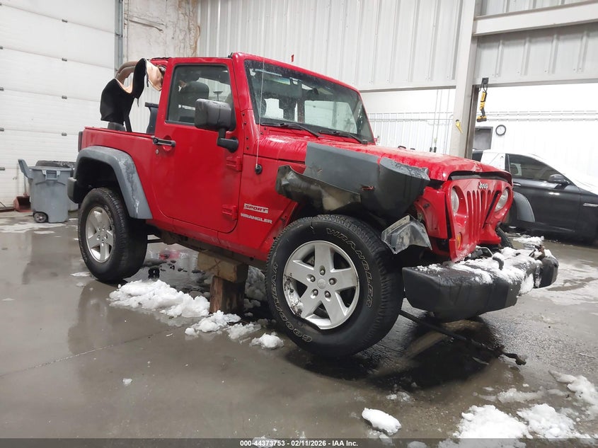 1J4AA2D13BL502447 JEEP WRANGLER Photo 1