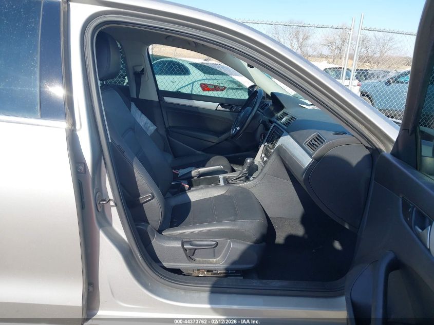 2012 Volkswagen Passat 2.5L Se