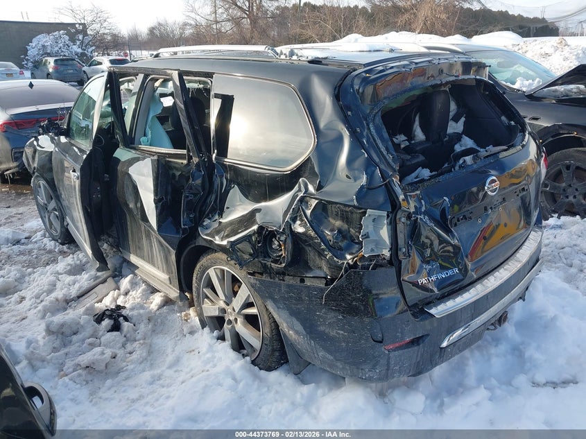 2016 Nissan Pathfinder Platinum