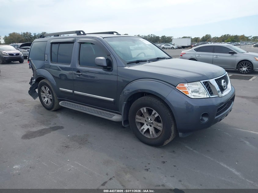 2012 Nissan Pathfinder Silver