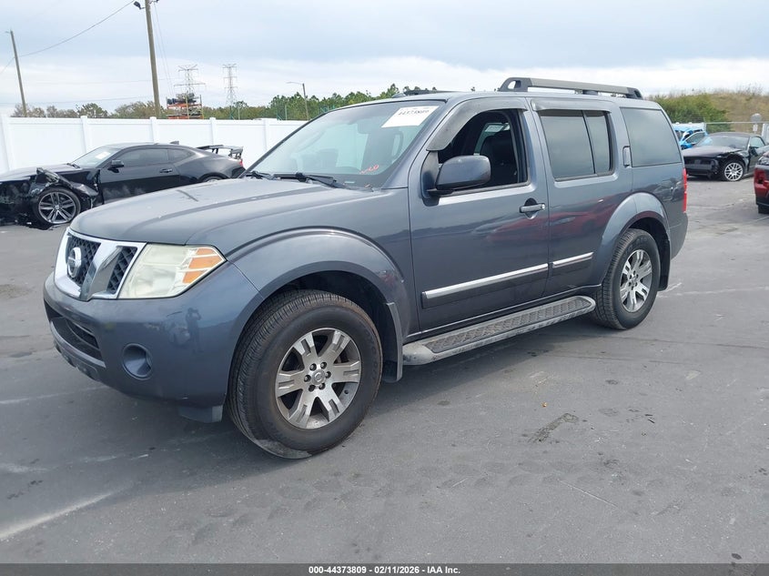 2012 Nissan Pathfinder Silver