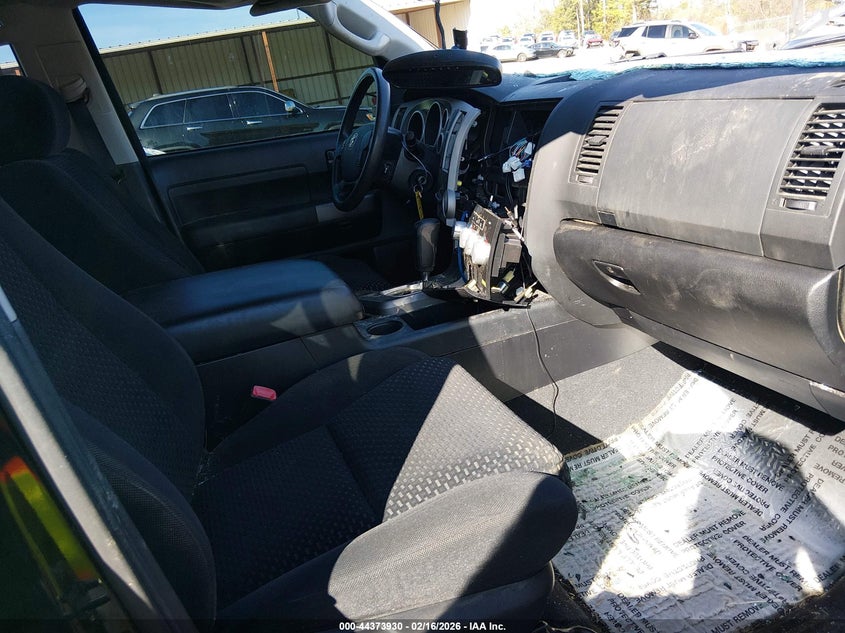 2012 Toyota Tundra Grade 5.7L V8